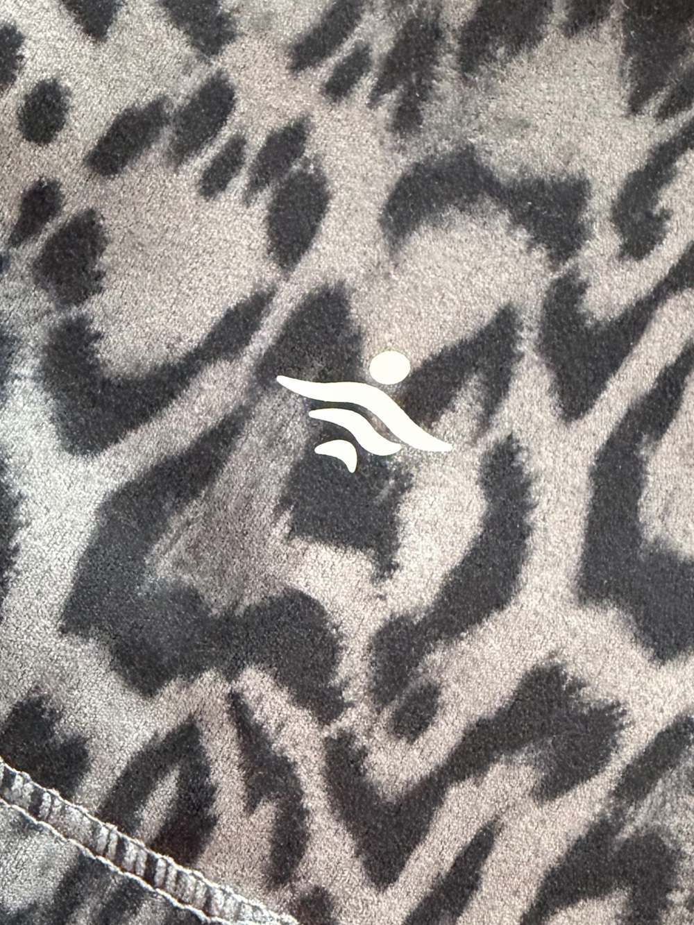 HALARA Black & Gray Leopard Wide-Leg Pants - Picture 5 of 7